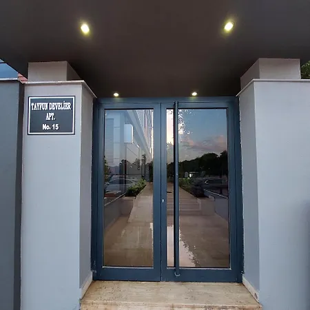New Spacious Flats Just Minutes From Lara & Kundu Entertainment Zone Apartment