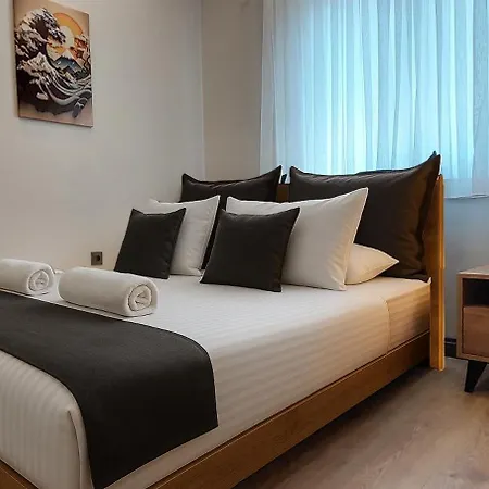 アパート Professionally Maintained, Spacious New Residences Just Minutes From Lara & Kundu Entertainment Zone